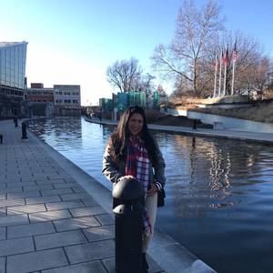 Meet your Posher, Carolina